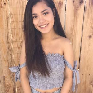 Meet your Posher, Sabrina